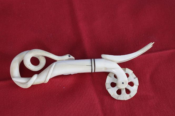 Whale Ivory Pire Crimper with Winding Serpent and Fork, American circa 1860