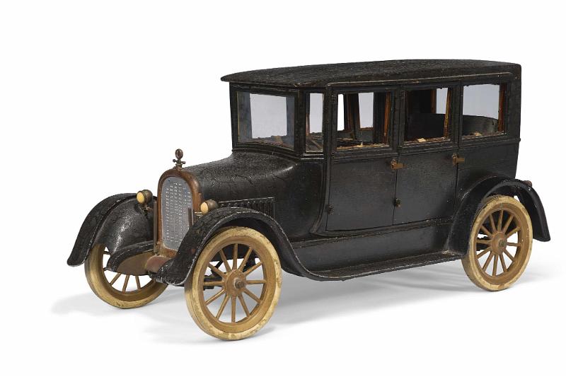 Showroom Model of a 1926 Chrysler Model G7 Series, with Provonance