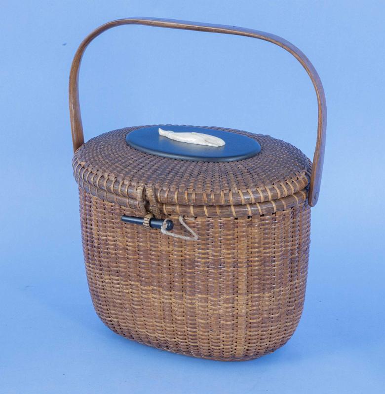 Vintage Jose Formosa Reyes Nantucket Purse with Ivory Whale Decoration, Nantucket circa 1955